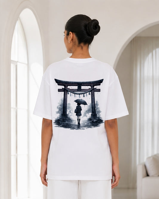 Women's Oversized White Japanese Torii Gate Graphic T-Shirt – Anime Aesthetic Back Print Tee