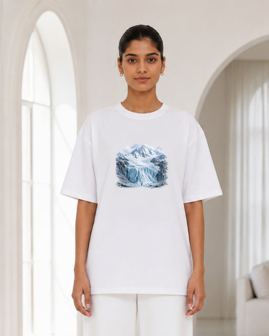 Women's Oversized White Glacier Mountain Graphic T-Shirt – Nature Adventure Aesthetic Casual Tee